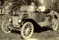 John William and Wilhelmina Diederich in their car